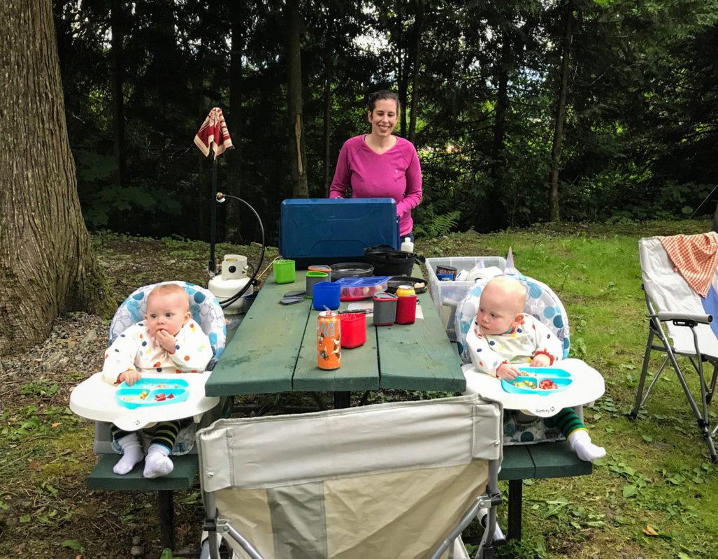 The kids didn't seem to mind eating in a different environment; lots to look at as the people walked by.