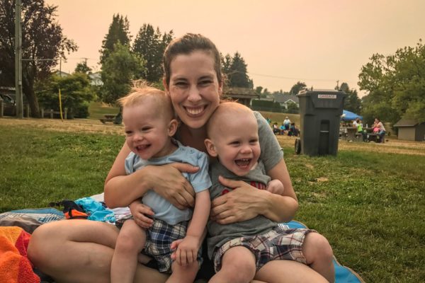 Mom and the kids at the splashpark.