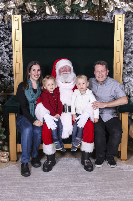 And here's the nice family shot – I don't even think the kids moved from the first photo.