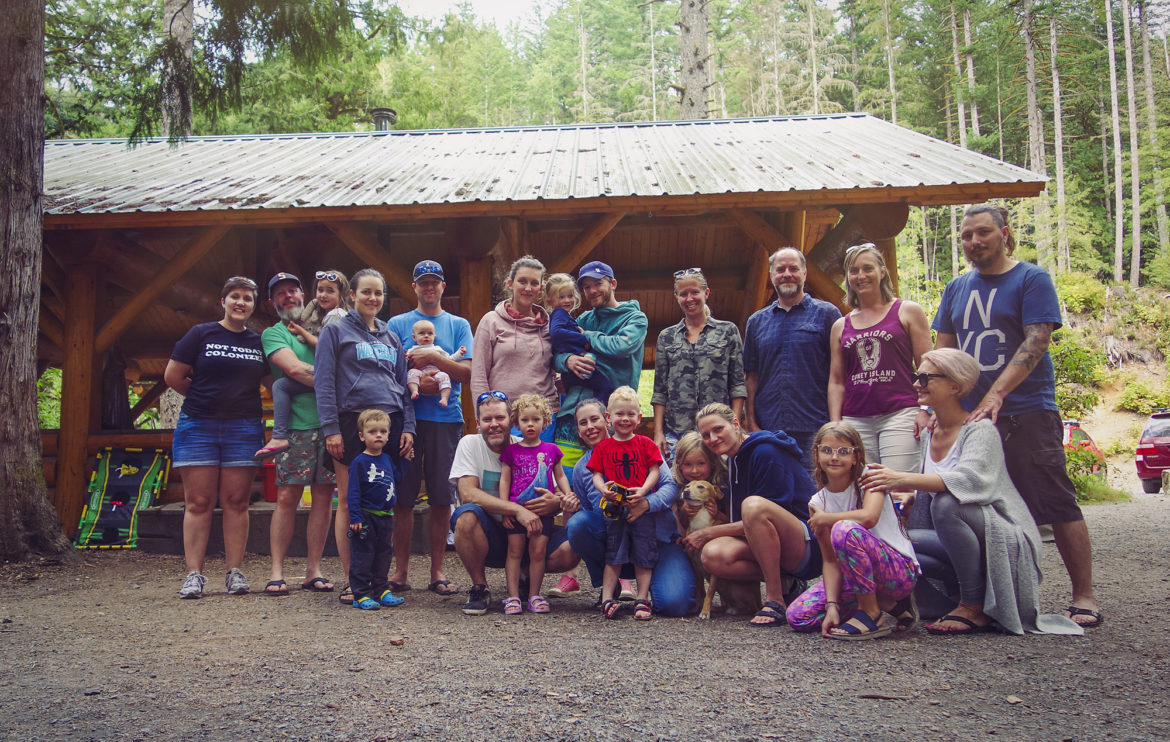 The mandatory group shot... Look at all those kids!